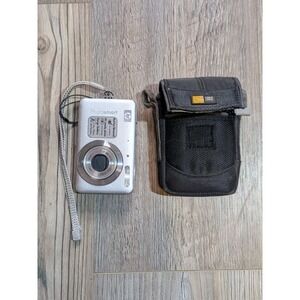 HP Photosmart R742 7MP Digital Camera (Silver)– Excellent Condition